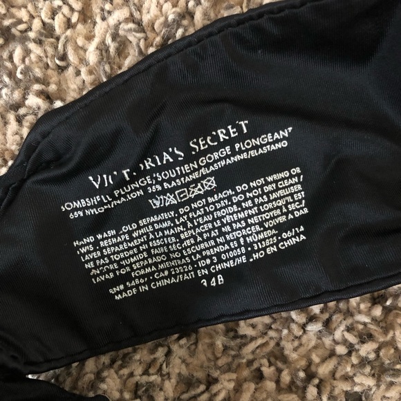Victoria Secret Bombshell Bra’s 💞 - Picture 2 of 5